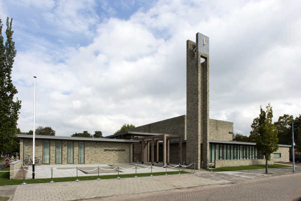 Église discrète à l’aura naturelle