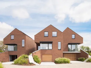 La brique écologique ‘sEptEm 3005’ contribue à l’architecture de style villageois par son caractère chaleureux
