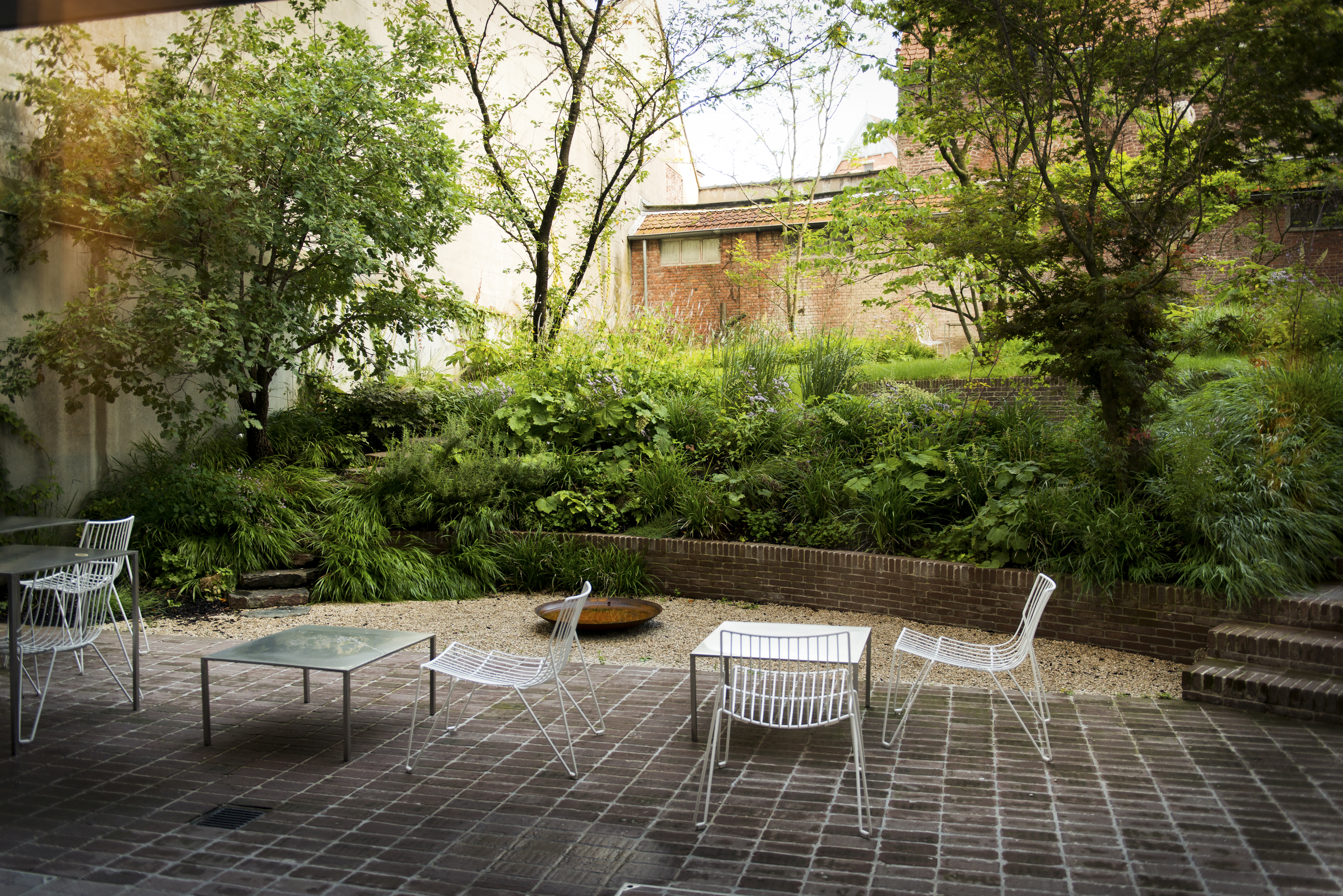 Une oasis de verdure et de pavés durables dans le centre-ville de Gand