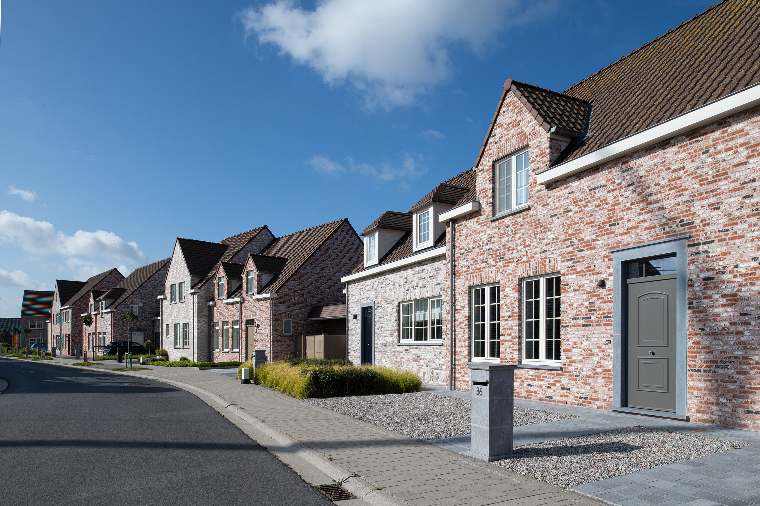 «-eileen-gray-»-de-rietveld-projects-minimalisme-intemporel-dans-son-expression-la-plus-puissante