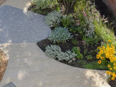 Un havre de verdure ludique et relaxante en milieu urbain